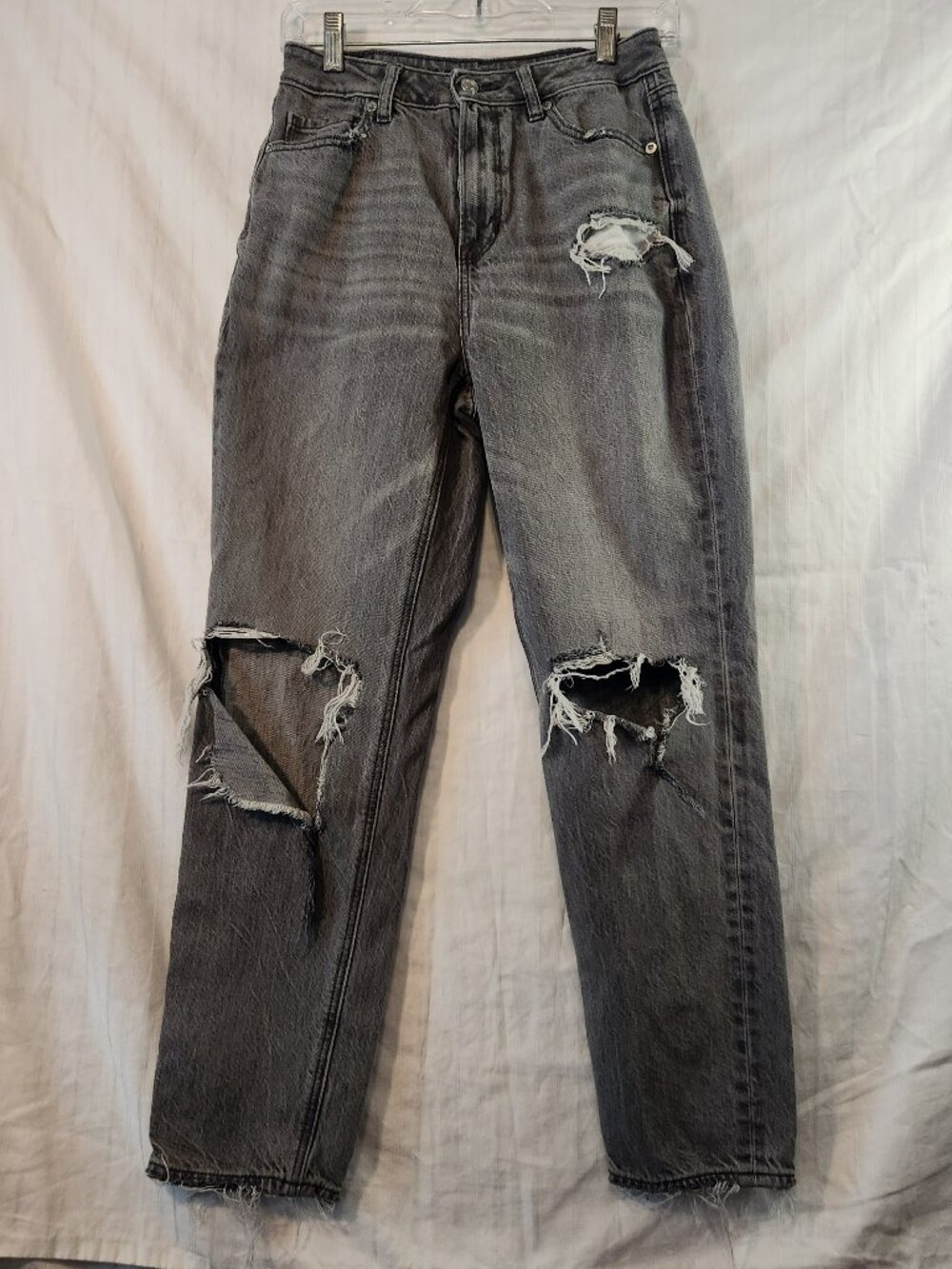 American Eagle Real Good Gray Distressed High Rise Tapered Mom Jeans Size 4R